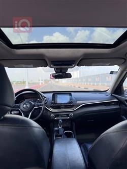 نيسان ألتيما